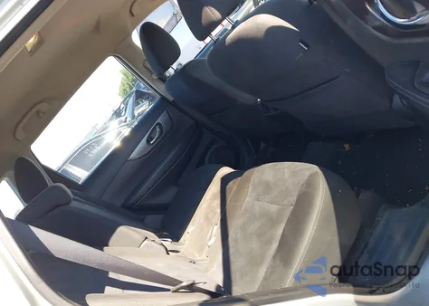 2015 Nissan Rogue S из США, поврежденный, VIN KNMAT2MVXFP576482